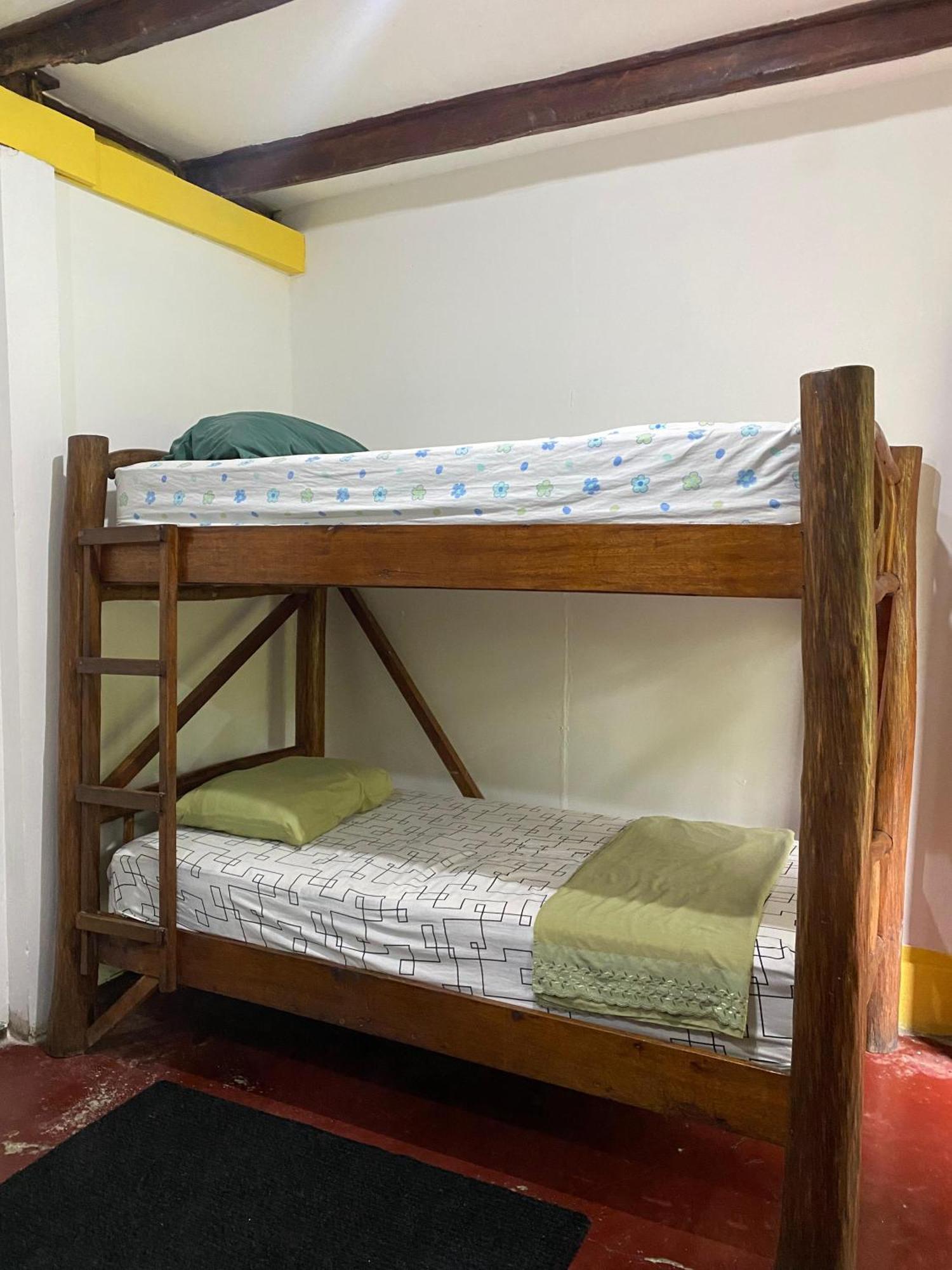 Lívingston Casa De La Iguana 호스텔 외부 사진